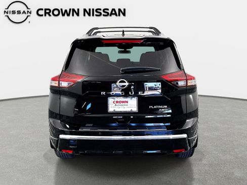 New 2026 Nissan Rogue Platinum image 6
