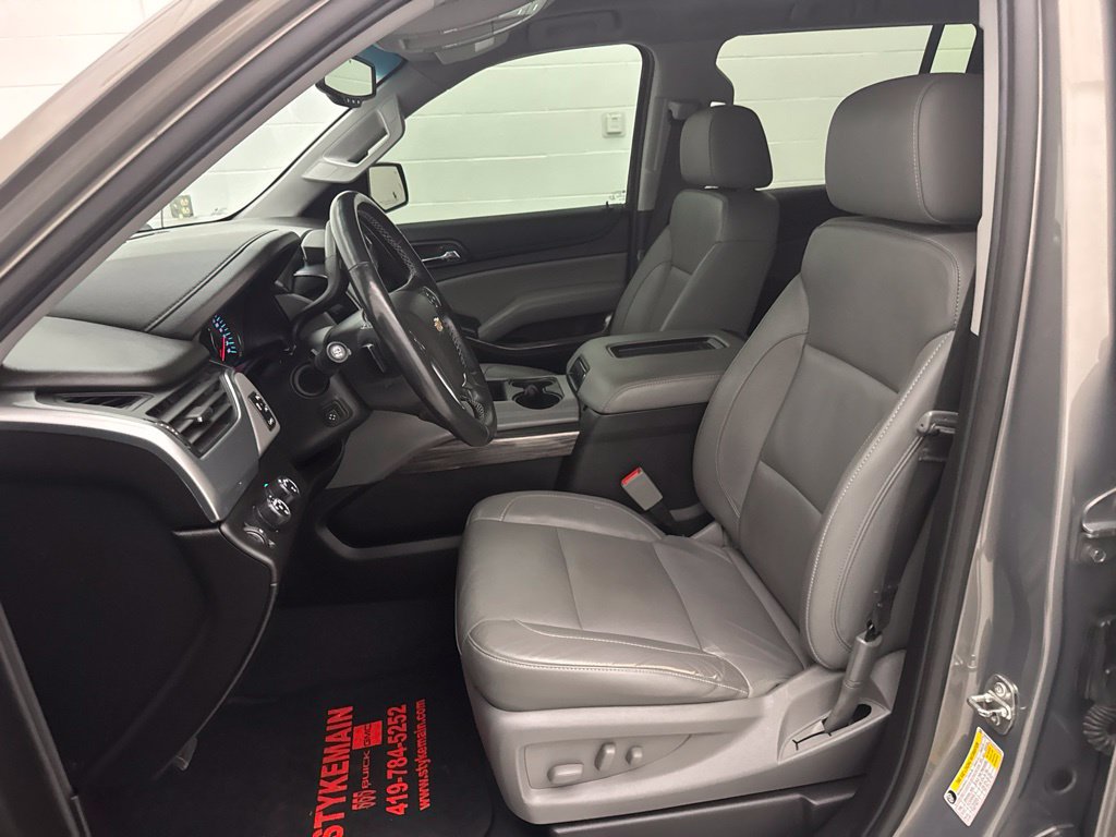 Used 2019 Chevrolet Suburban LT w/ LT Signature Package AWD/4WD image 22