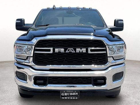 Used 2024 RAM 3500 Tradesman w/ Chrome Appearance Group AWD/4WD image 5