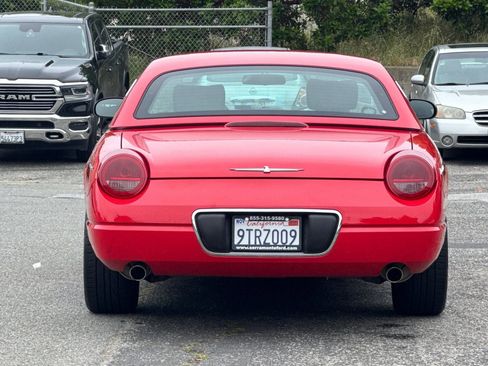 Used 2005 Ford Thunderbird RWD image 4