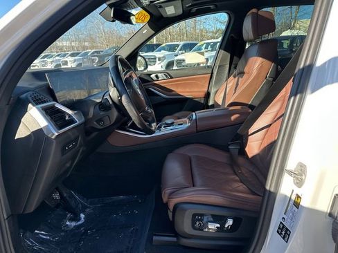 Used 2025 BMW X5 xDrive40i image 26