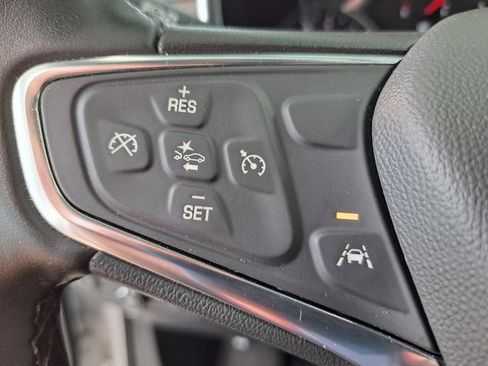 Used 2024 Chevrolet Equinox LT FWD image 25
