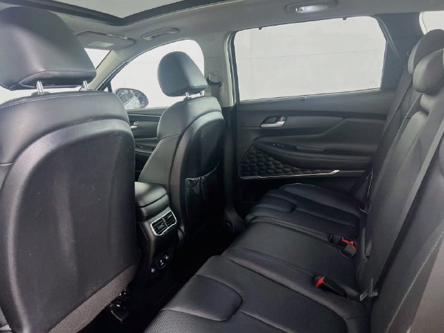 Used 2023 Hyundai Santa Fe Limited AWD/4WD image 17
