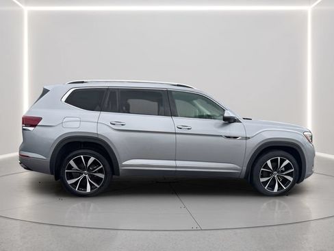 New 2026 Volkswagen Atlas SEL Premium R-Line AWD/4WD image 7
