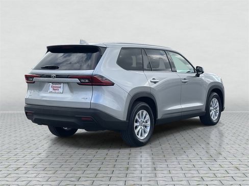 Certified 2025 Toyota Grand Highlander XLE image 4