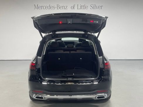 Used 2026 Mercedes-Benz GLS 450 4MATIC image 5