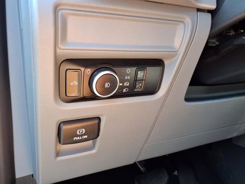 Used 2023 Ford F150 XLT image 18