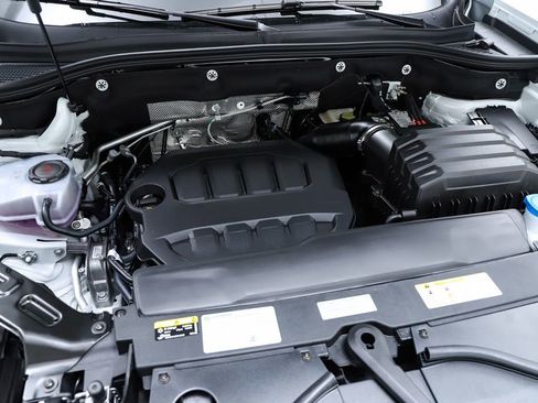 New 2026 Volkswagen Atlas SE image 28