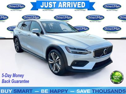 Used 2025 Volvo V60 B5 Cross Country Plus