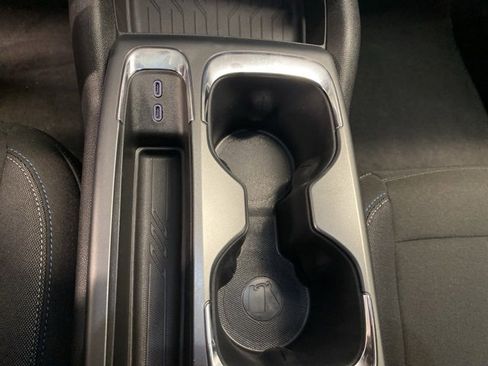 Used 2026 Chevrolet Equinox EV LT image 21