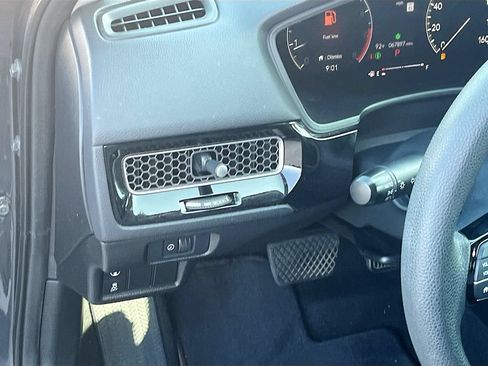 Used 2022 Honda Civic LX image 10