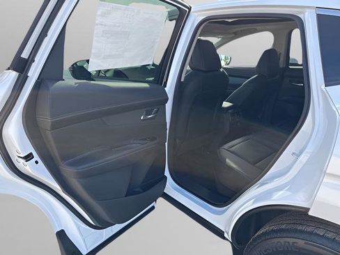 New 2025 Nissan Murano SL image 16