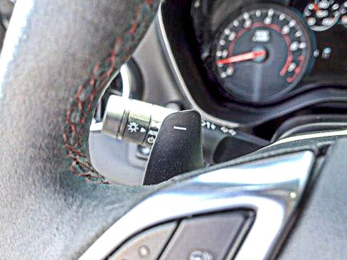 Used 2017 Chevrolet Camaro ZL1 RWD image 31