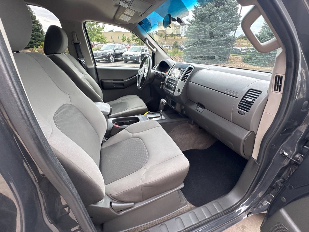 Used 2014 Nissan Xterra X AWD/4WD image 12