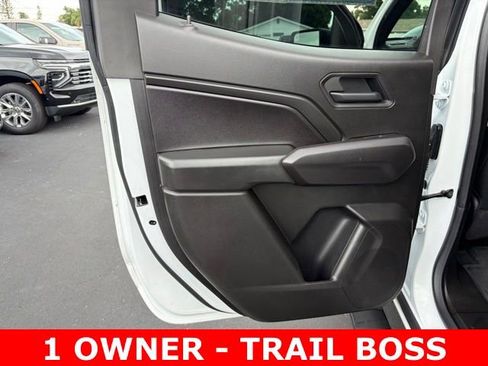 Certified 2025 Chevrolet Colorado Trail Boss AWD/4WD image 13