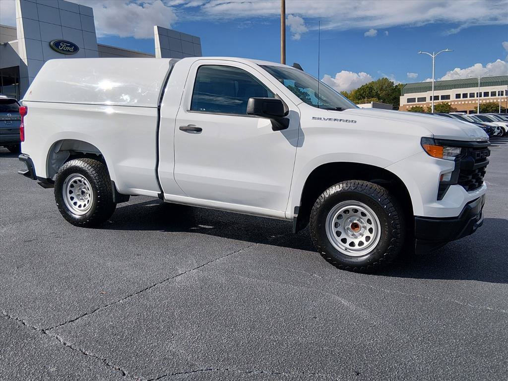 Used 2023 Chevrolet Silverado 1500 W/T RWD image 2