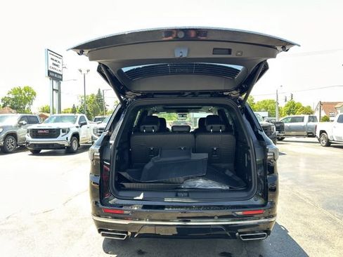 New 2026 Buick Enclave Avenir w/ Super Cruise Package AWD/4WD image 10