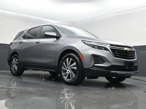 Used 2024 Chevrolet Equinox LT FWD image 35