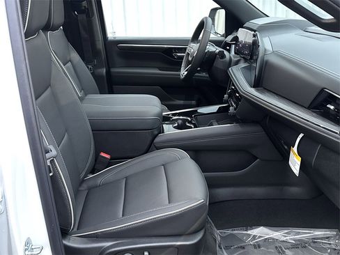 New 2025 Chevrolet Tahoe Premier image 32