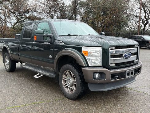 Used 2016 Ford F350 King Ranch image 3