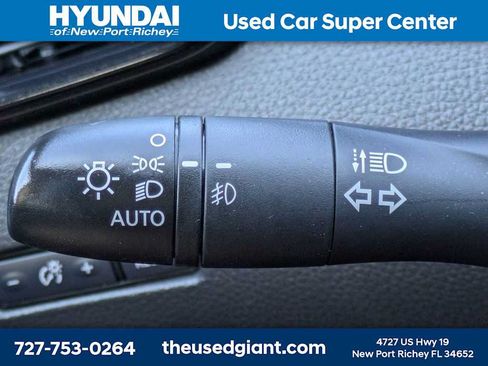 Used 2018 Nissan Rogue Sport SV w/ SV All-Weather Package AWD/4WD image 29
