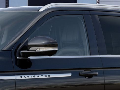 New 2027 Lincoln Navigator Reserve AWD/4WD image 20