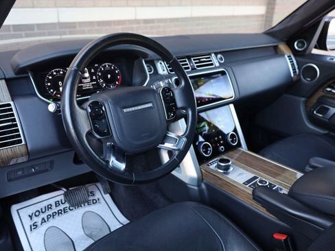 Used 2020 Land Rover Range Rover HSE image 14