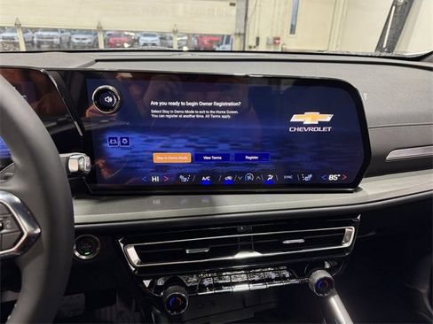 New 2026 Chevrolet Traverse LT w/ Sun and Wheel Package image 23