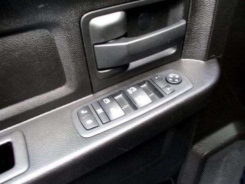 Used 2019 RAM 1500 ST w/ SXT Plus Group image 5