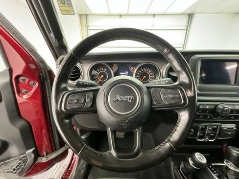 Used 2022 Jeep Gladiator Sport AWD/4WD image 7