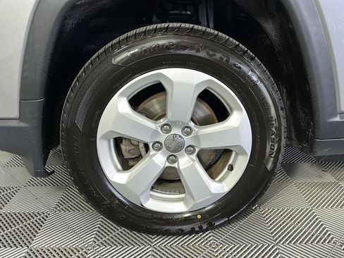 Used 2021 Jeep Compass Latitude w/ Convenience Group AWD/4WD image 7