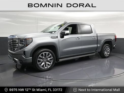 Used 2023 GMC Sierra 1500 Denali w/ Denali Reserve Package AWD/4WD image 1