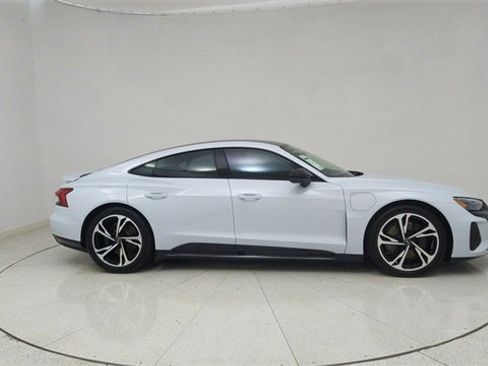 Used 2023 Audi e-tron GT Premium Plus w/ Performance Package image 57