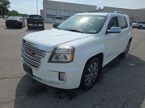 Used 2017 GMC Terrain Denali AWD/4WD image 8