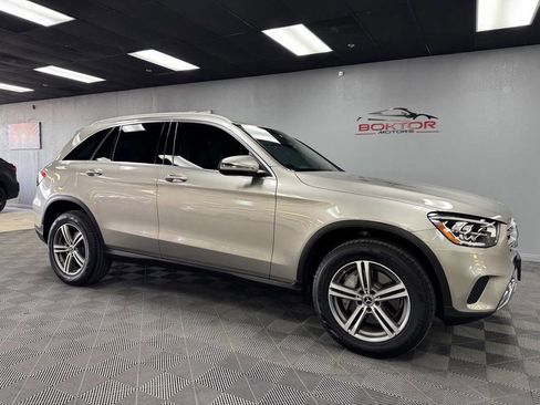 Used 2020 Mercedes-Benz GLC 300 image 2