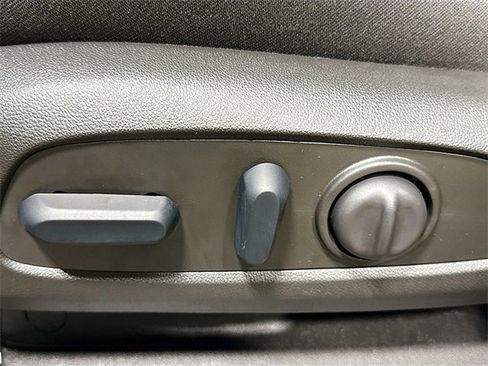 New 2026 Chevrolet Blazer LT image 21