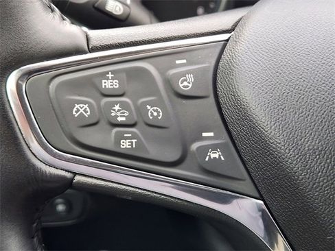 Used 2019 Chevrolet Equinox Premier image 30