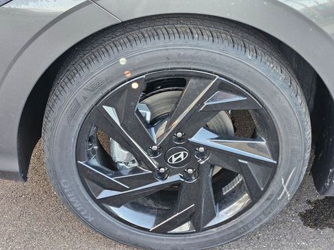 New 2026 Hyundai Elantra Sport FWD image 10