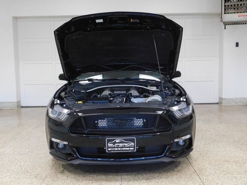 Used 2016 Ford Mustang GT Premium w/ Equipment Group 401A RWD image 20