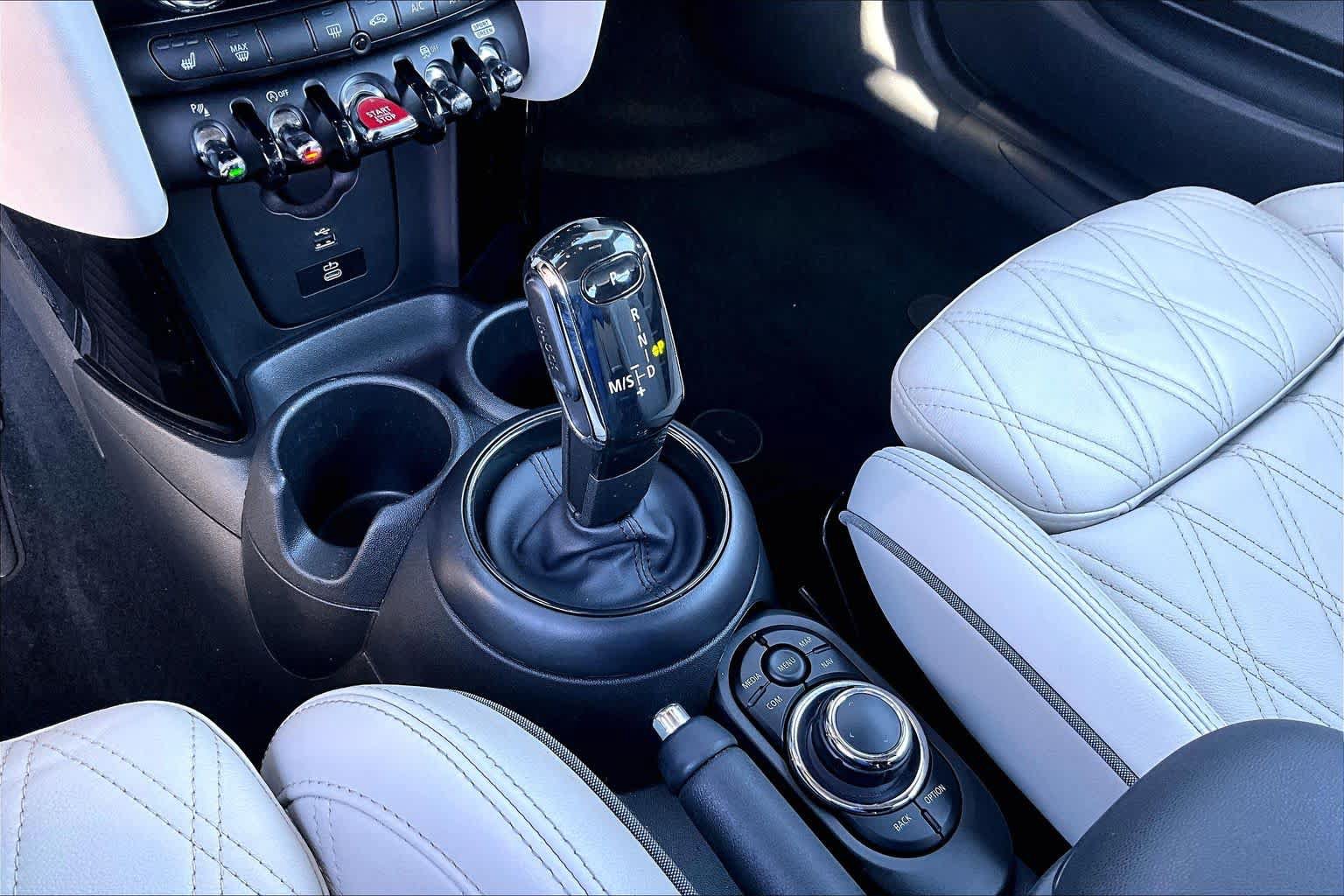 Used 2024 MINI Cooper S FWD image 12