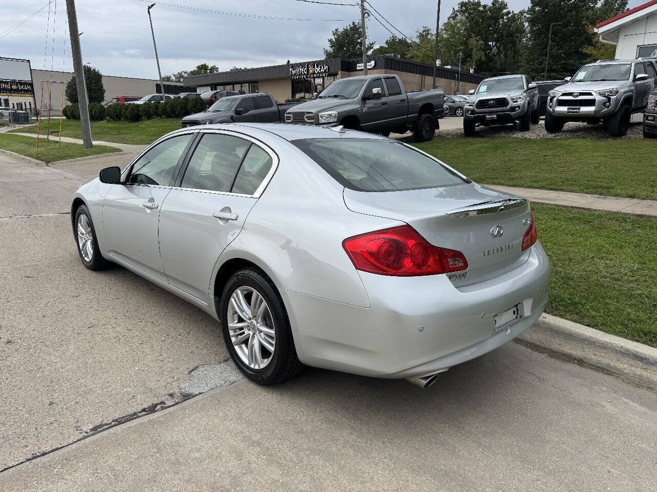 Used 2012 INFINITI G37 x Sedan w/ Premium Pkg AWD/4WD image 3