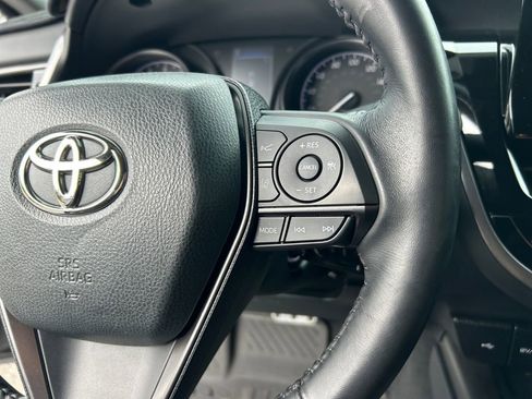 Used 2023 Toyota Camry SE FWD image 16