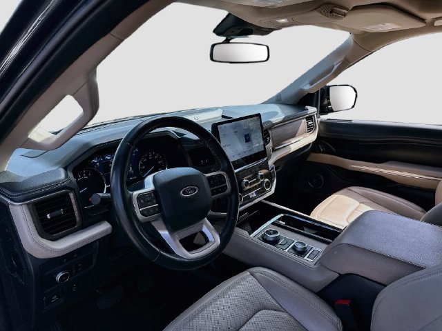 Used 2022 Ford Expedition Limited AWD/4WD image 9