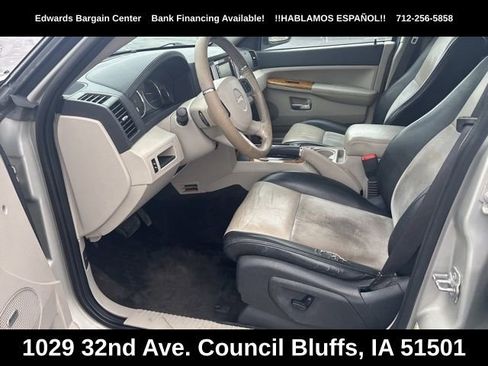 Used 2009 Jeep Grand Cherokee Limited w/ Trailer Tow Group IV image 12