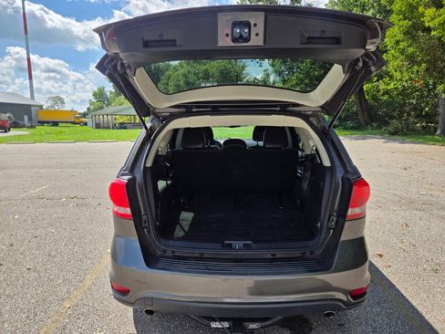 Used 2014 Dodge Journey SXT w/ Flexible Seating Group FWD image 38