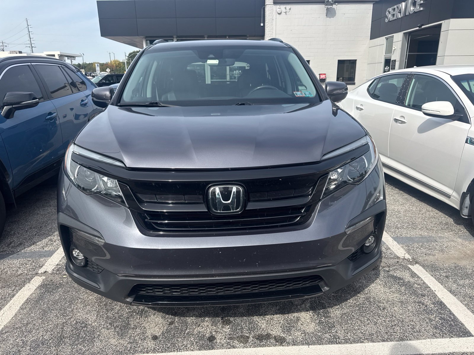 Used 2022 Honda Pilot Special Edition image 2