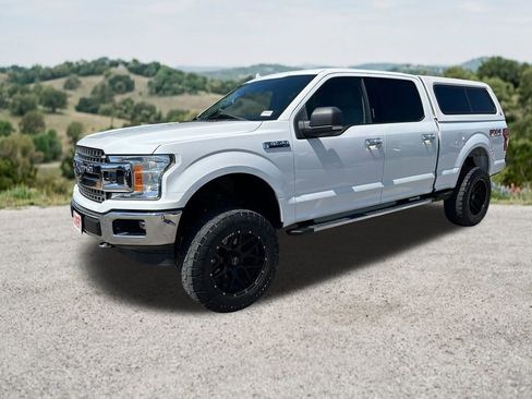 Used 2018 Ford F150 XLT w/ Equipment Group 302A Luxury AWD/4WD image 3