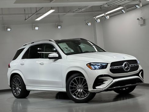 New 2026 Mercedes-Benz GLE 350 4MATIC image 2