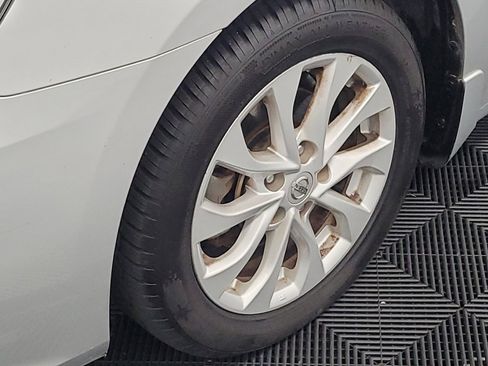 Used 2019 Nissan Sentra SV FWD image 31