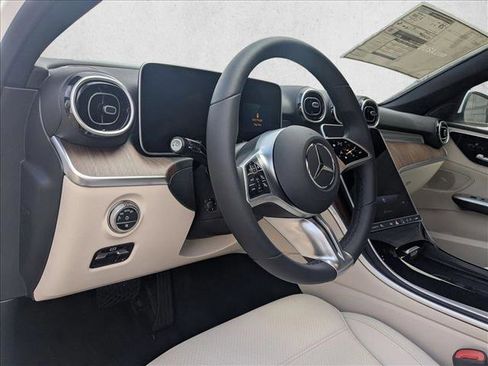 Used 2025 Mercedes-Benz C 300 Sedan image 8